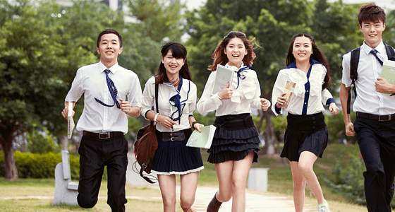 新时代空中乘务艺考培训班
